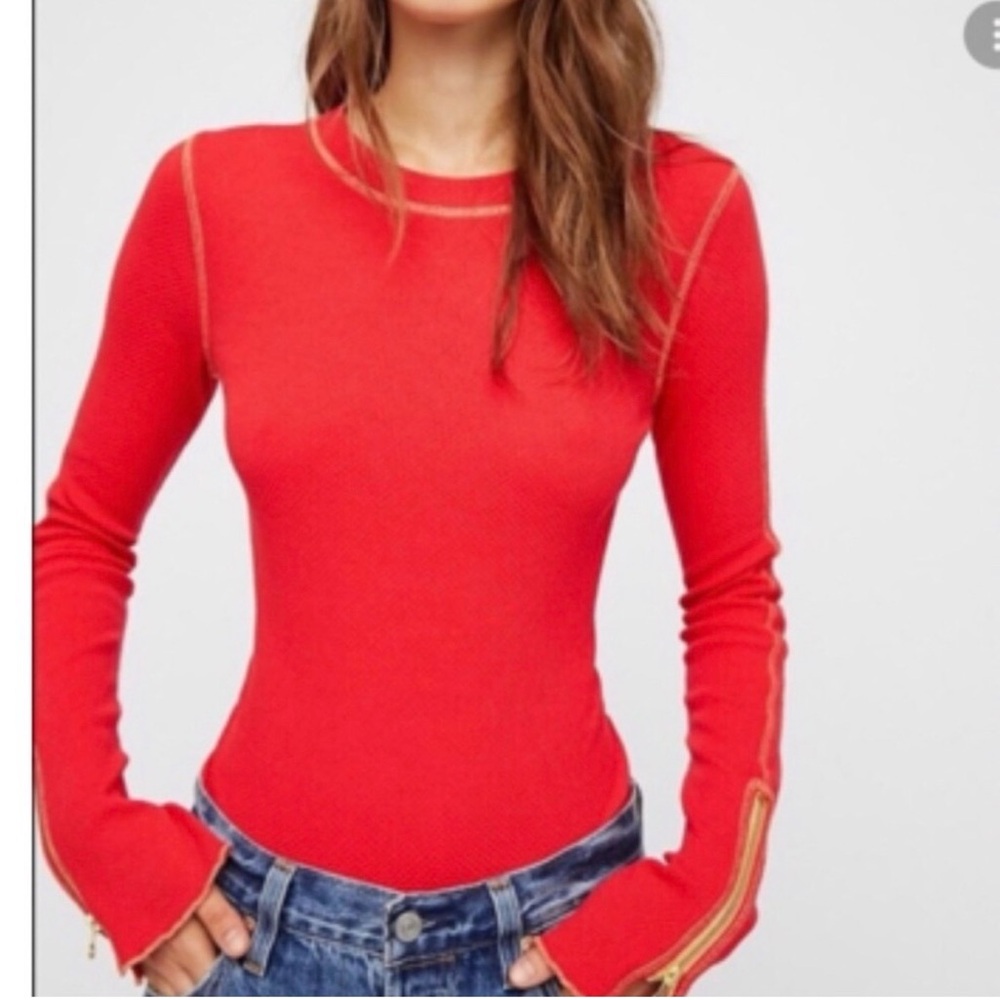 Free People Red Thermal Zip It Cuff Long Sleeve Top. M‎